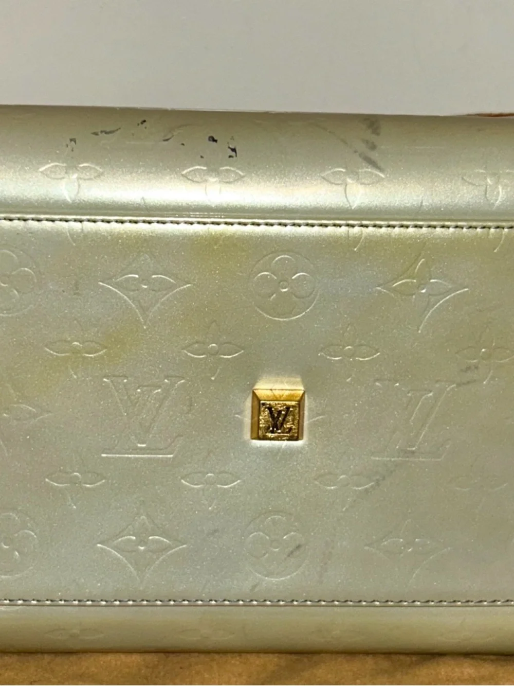 Auth Louis Vuitton Green Vernis Patent Tompkins Square Monogram Leather
Tote - Picture 9 of 15